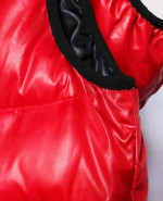 Cervena vesta – fotka 2